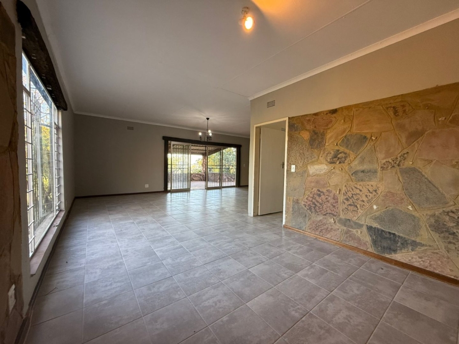 3 Bedroom Property for Sale in De Rust North West